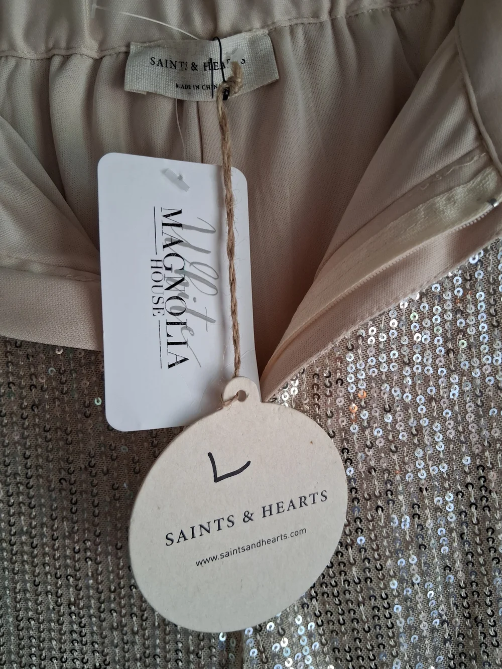 Saints & Hearts Gold Sequin Flare Pants NWT Large High Waist Glam Party Disco - Picture 7 of 11